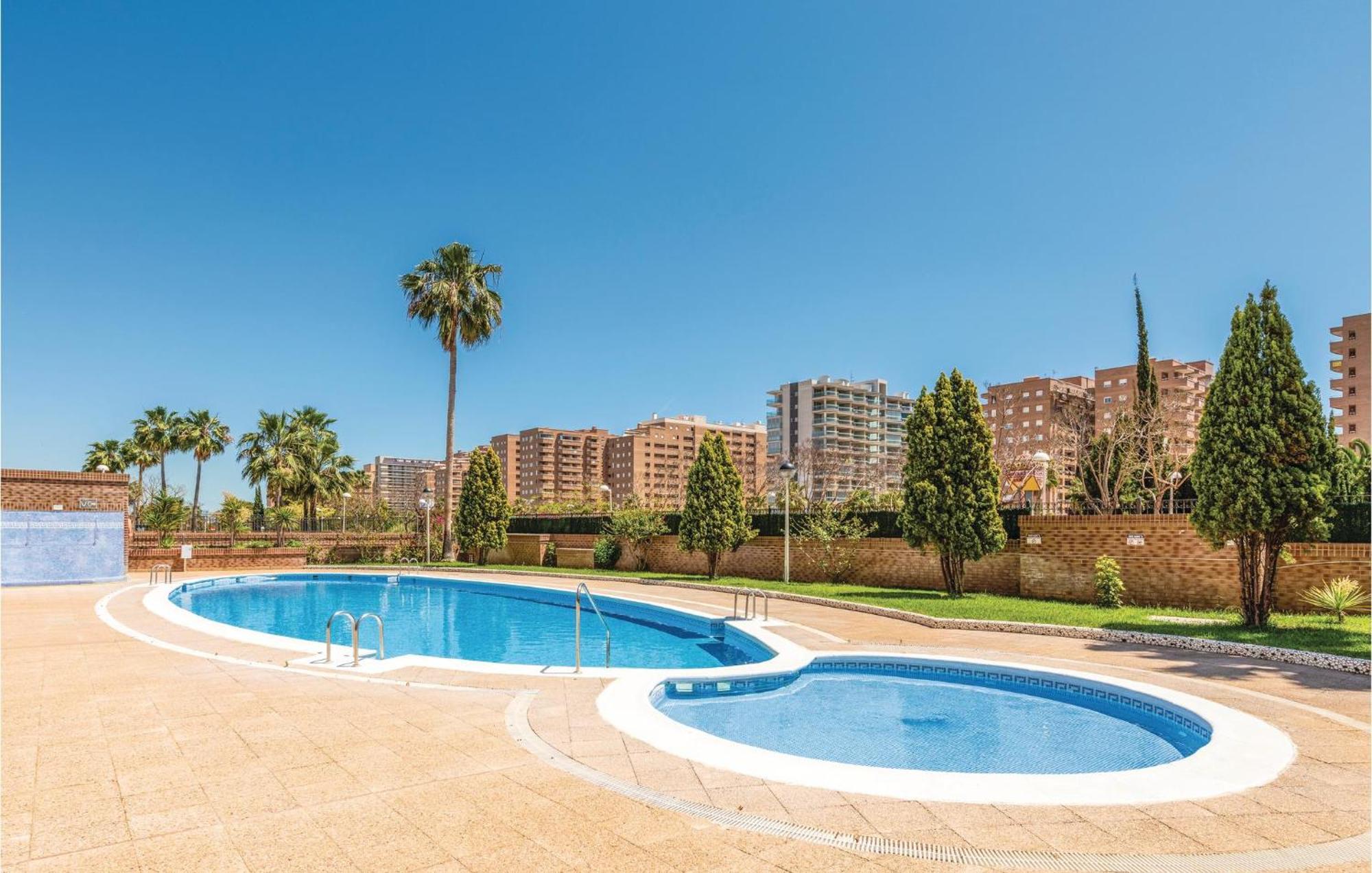 Amazing Apartment In Oropesa Del Mar With Kitchen Ngoại thất bức ảnh